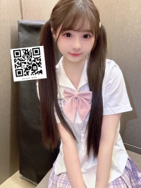 佳怡 156.B.40kg.19歲  甜美小學妹身材很棒