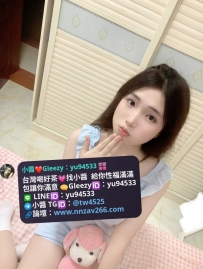 咘咘 159cm 44kg Ccup 19歲 #可愛學生妹 #台灣限定 可愛甜美的臉蛋 小隻馬C奶剛剛好