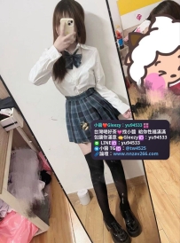 果果 155/43/C/22歲 特別喜歡玩角色扮演